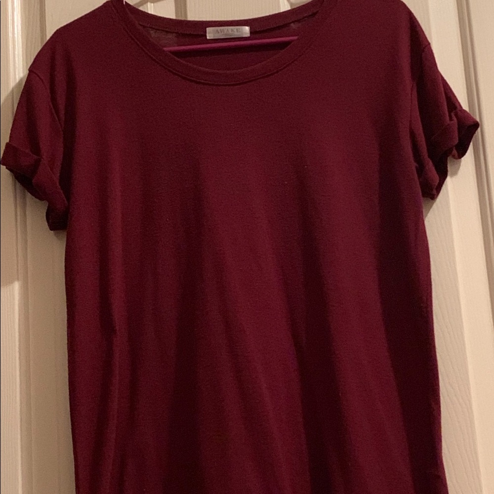 Short sleeve maroon shirt